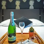 La Valiz 3*