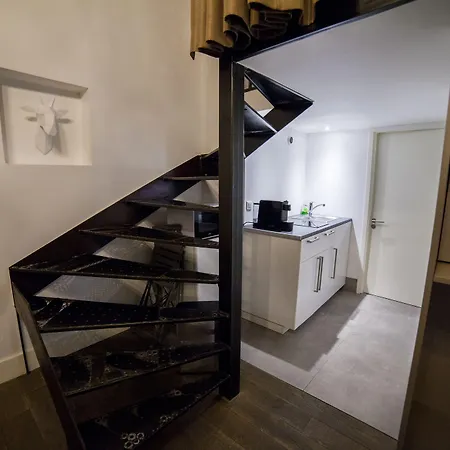 La Valiz Szálloda Lille