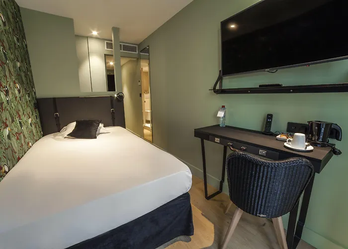 ホテル La Valiz リール